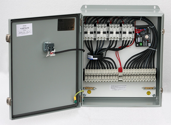 Contactor panel with GFEP breakers