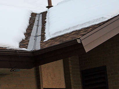 ProLine low-voltage roof heating systems.